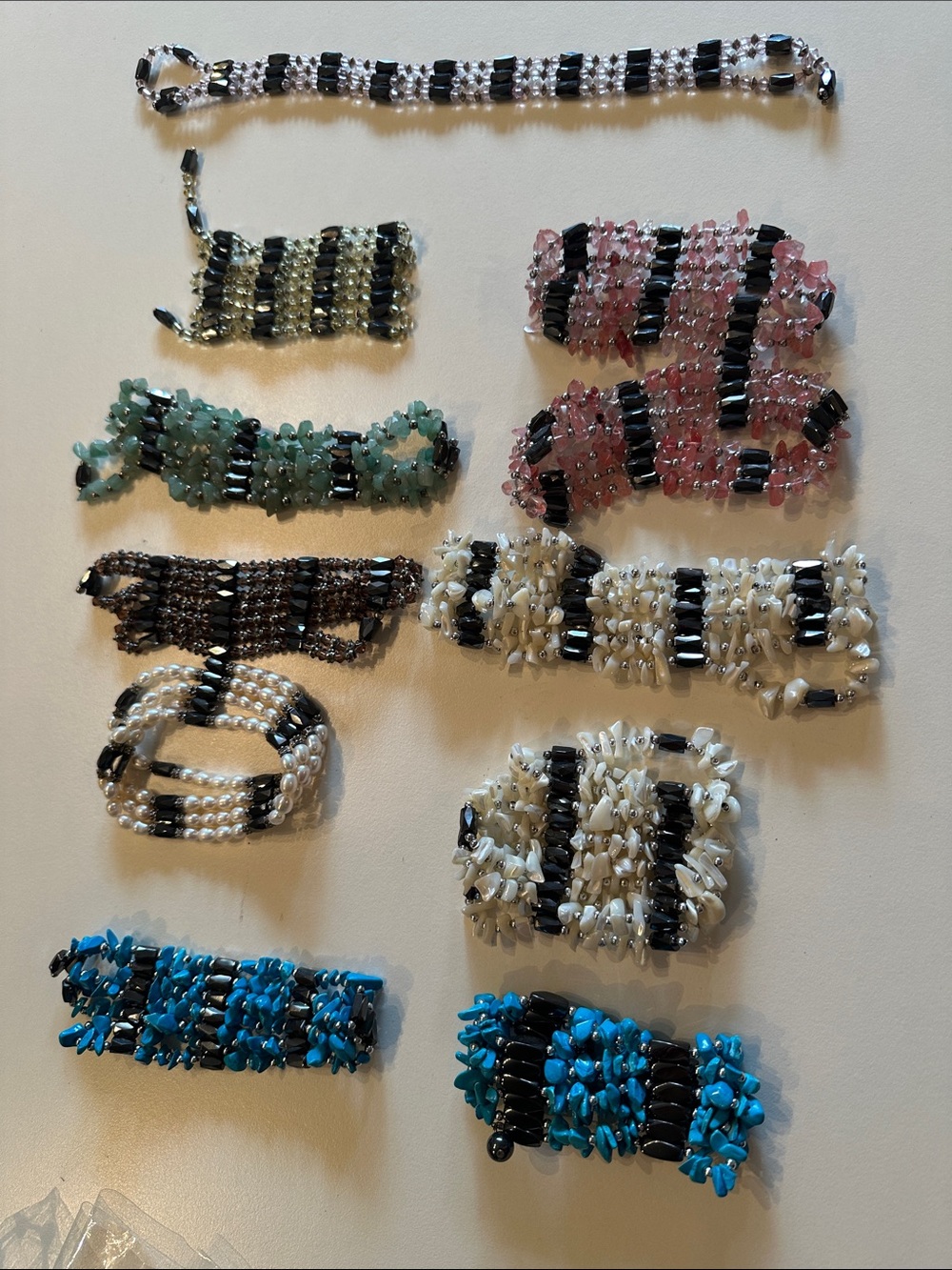 Magnetic jewelry, adjustable